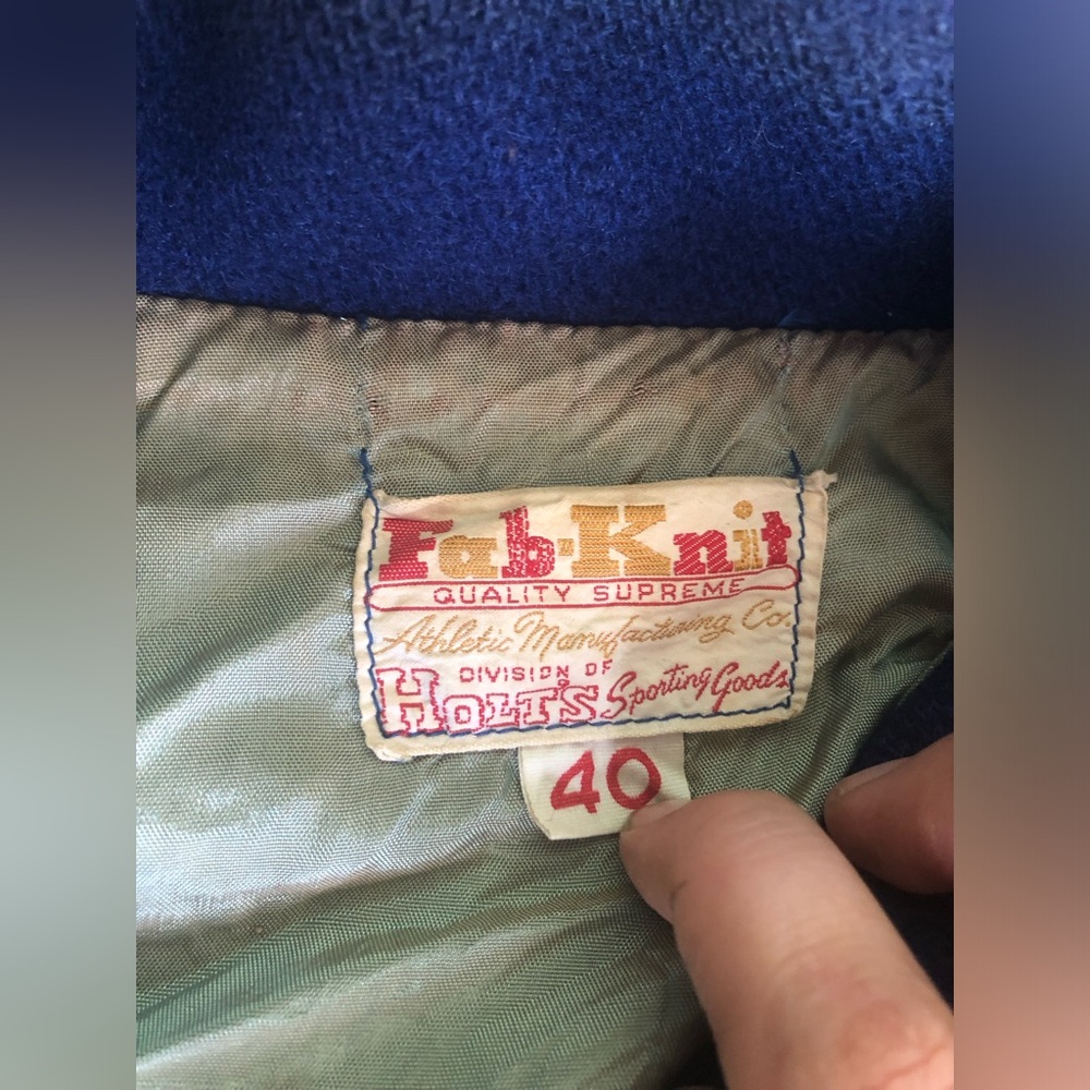 Fab Knit Holts Sporting Goods Varsity Bomber Jacket Sz 40 Yellow Blue H Milby - Picture 2 of 13